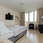 Royal Park Apartments Warsaw Sielecka By Noclegi Renters